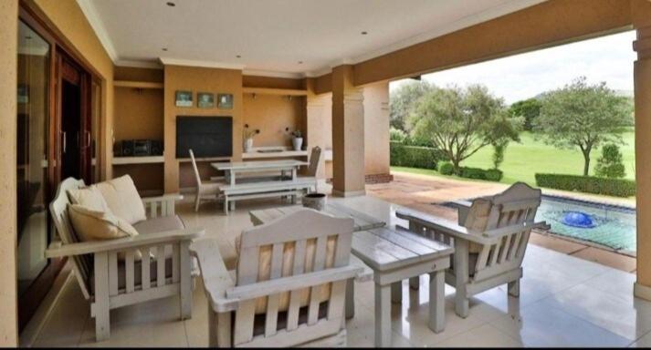 Pecanwood Estate Dream Views 4 Bedroom Villa With Pool Hartbeespoort Exterior photo