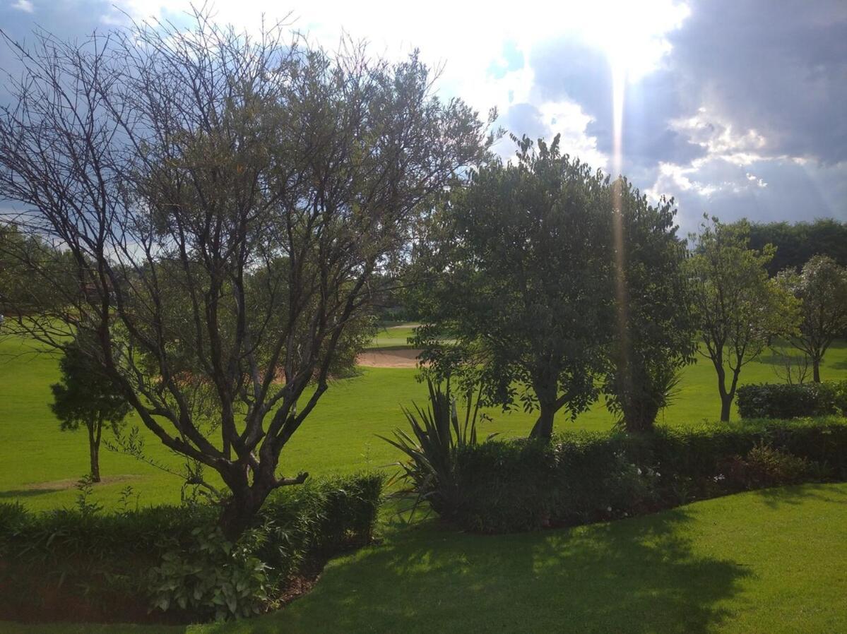 Pecanwood Estate Dream Views 4 Bedroom Villa With Pool Hartbeespoort Exterior photo